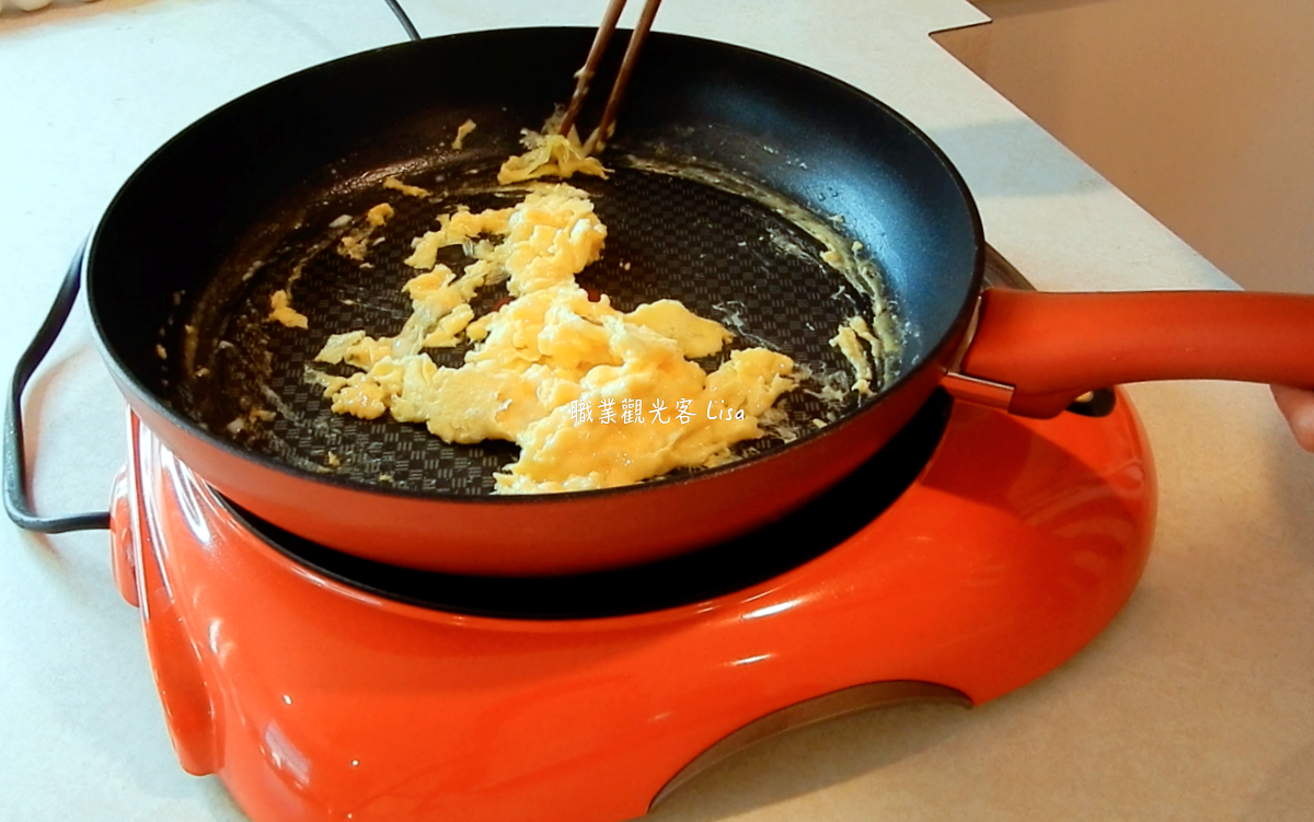 洋蔥炒蛋半熟炒蛋